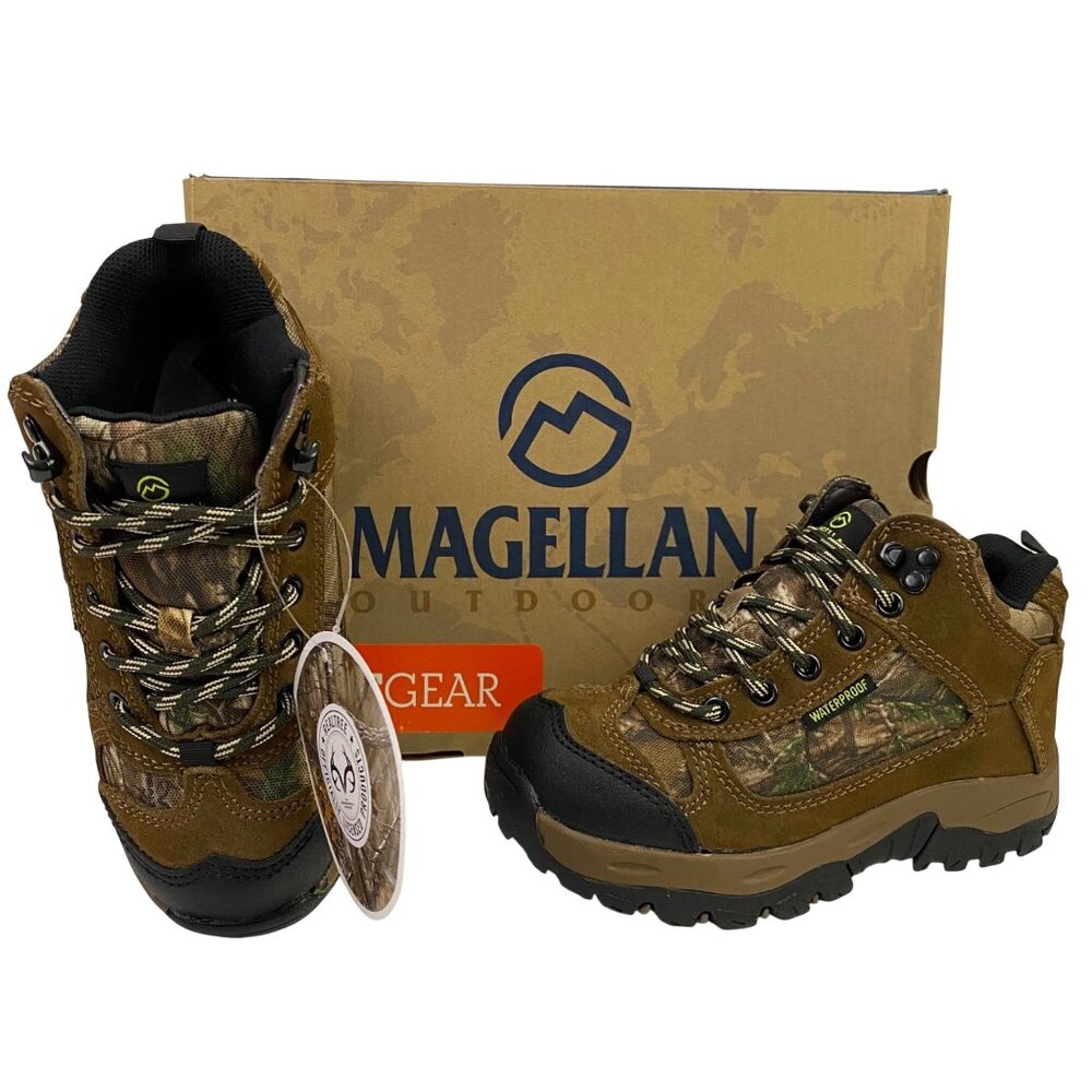 Magellan Outdoors Hunt Gear Youth Run N Gun II Realtree Waterproof Outdoor Boots